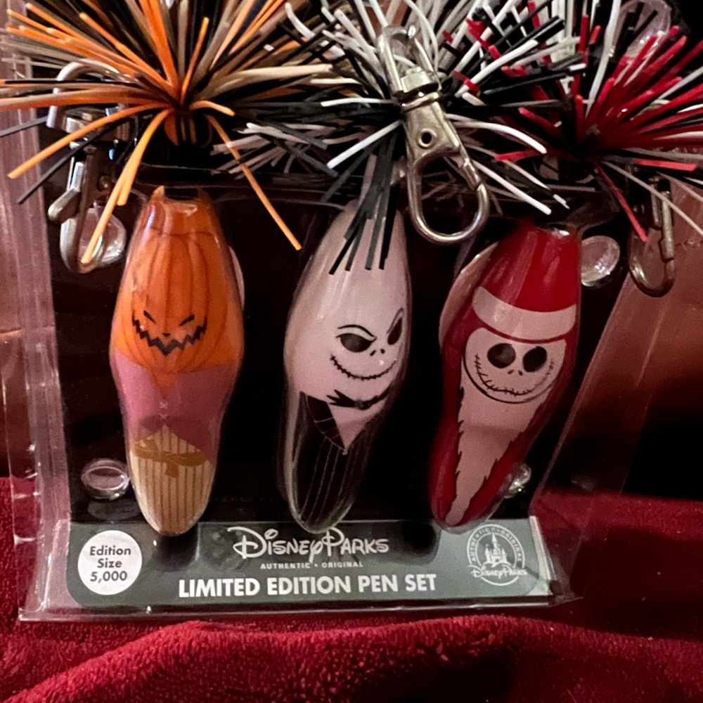 Disney Parks Nightmare Before Christmas Kooky pen set